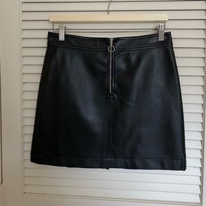 Aritzia Wilfred Leather Skirt